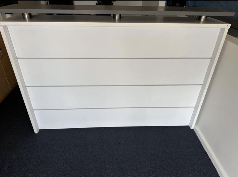 Reception Counter with Desk Carousel 1