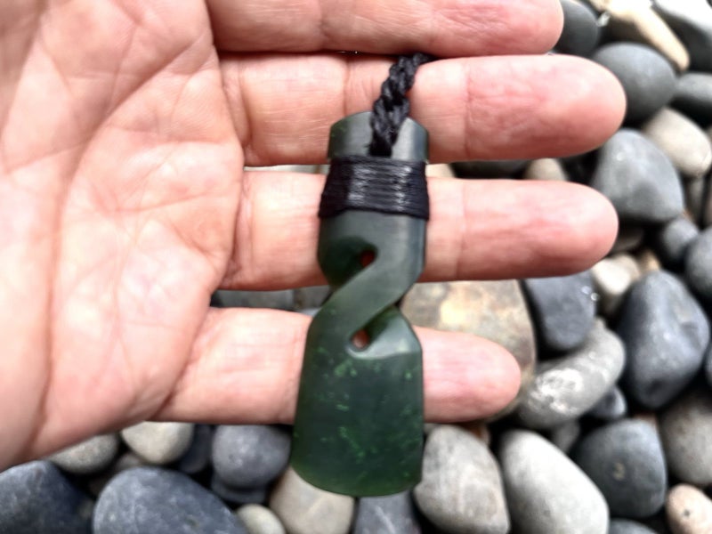 Greenstone Maori Twist Toki Pendant Matte Polished CS60TT Carousel 2