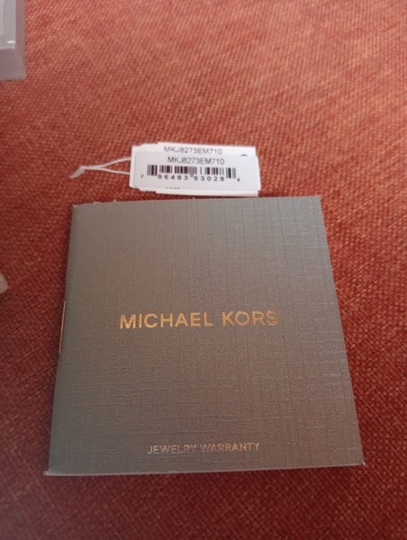 **BEAUTIFUL WOMANS DESIGNER "MICHAEL KORS" LOGO GOLD LINK NECKLACE** Carousel 10