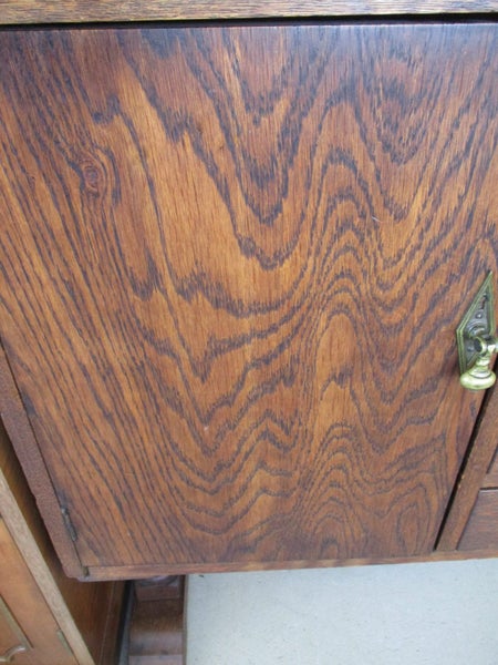 2361 VINTAGE OAK SIDEBOARD Carousel 9