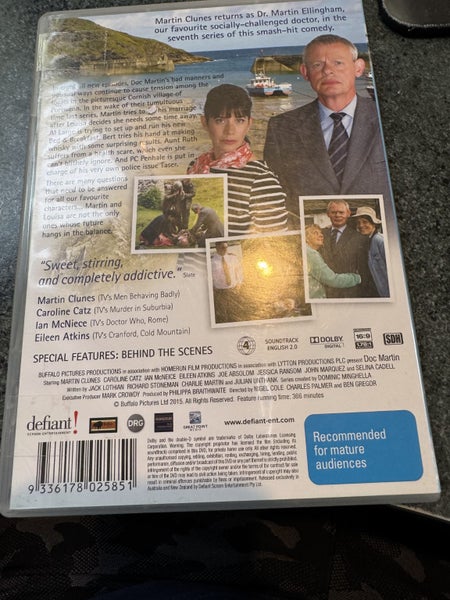 Doc Martin - Series 1 - 7 Carousel 4