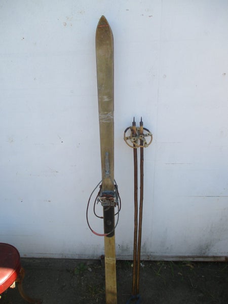 SH 264 - Kids Vintage Pair Skis - Made of Wood Metal and Leather Great Look Carousel 1