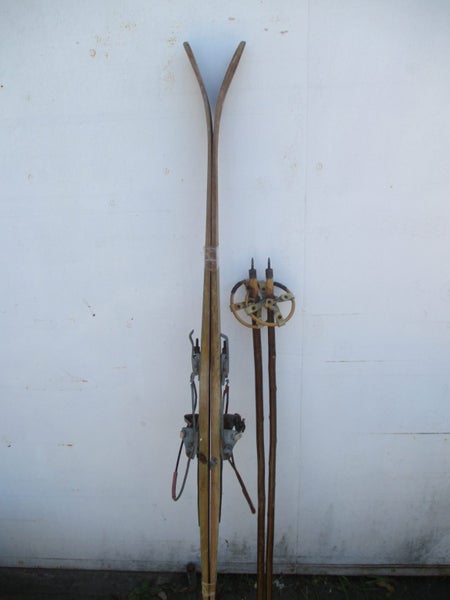 SH 264 - Kids Vintage Pair Skis - Made of Wood Metal and Leather Great Look Carousel 4
