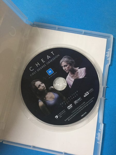 Cheat (2019)64587619741569112