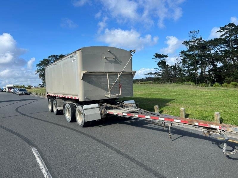 2008 Trailer 4 Axle TIPPER62863269941505112