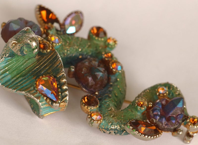 Vintage Cobra Serpent Holy Grail book piece by Brooch pin by Har 1959 Carousel 2
