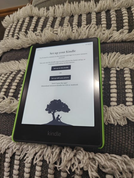 Amazon Kindle M2L3EK 11gen Carousel 2