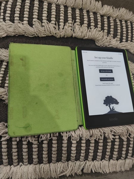 Amazon Kindle M2L3EK 11gen Carousel 1
