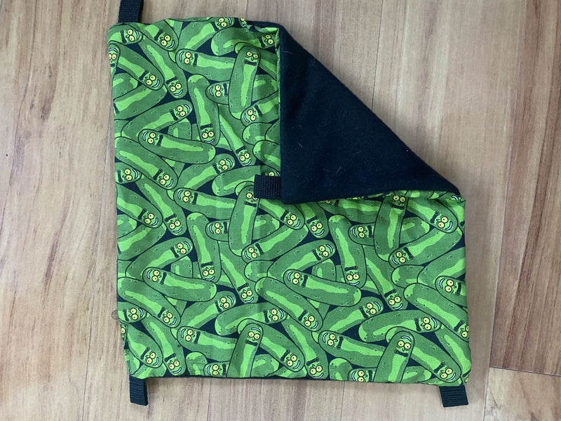 Rat Hammock - Pickle Rick - Rick and Morty Carousel 1