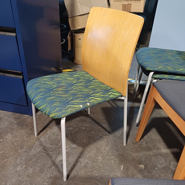 Dining room chair ( without arm rests ) Carousel 2