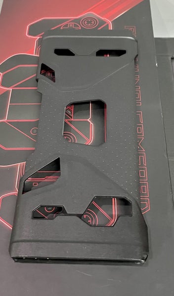 Affordable Mobile Gaming Setup : ASUS ROG Phone 2 + Kunai Gamepad Attachments Carousel 2