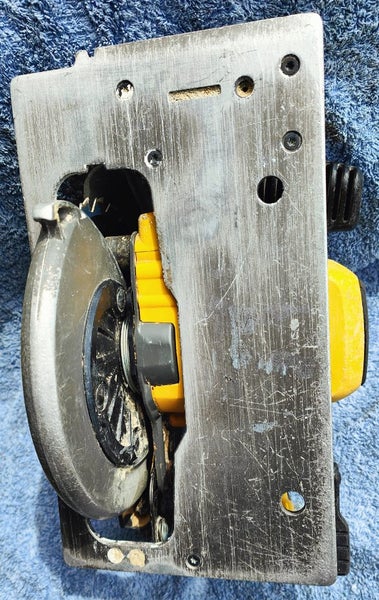 DeWALT Flexvolt 54V Brushless Circular Saw 184mm DCS575 Carousel 6
