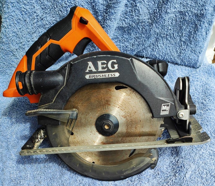 AEG 18V 184mm Brushless Deep Cut Circular Saw Carousel 1