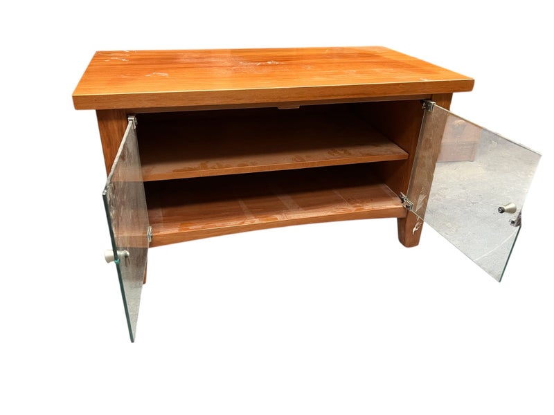 Beautiful solid rimu entertainment unit- FULLY RESTORED~~~~~ Carousel 2