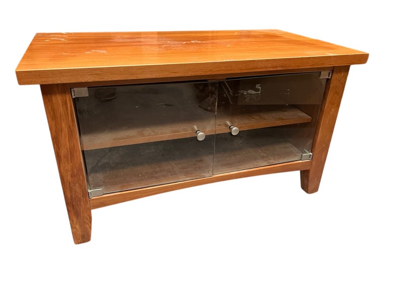 Beautiful solid rimu entertainment unit- FULLY RESTORED~~~~~ Carousel 1