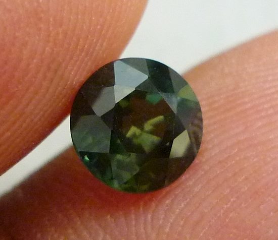 1.45CT GORGEOUS BIG 100% NATURAL ROUND BLUE GREEN SAPPHIRE Carousel 1