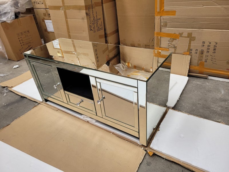 Mirrored TV cabinet Carousel 2