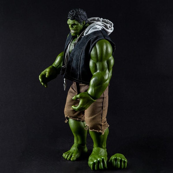 Marvel Incredible Hulk Green Giant 42CM Premium Action Figure Carousel 2