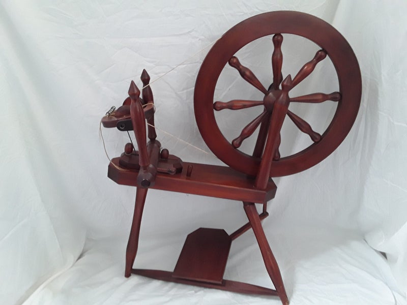 Traditional Nagy Spinning Wheel Carousel 1