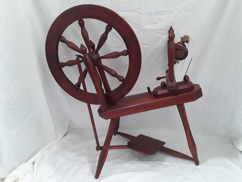 Traditional Nagy Spinning Wheel Carousel 4