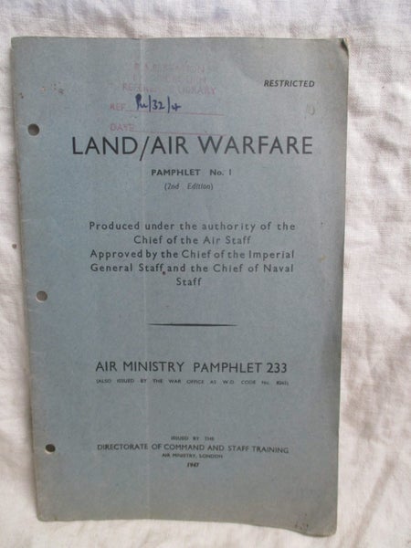 SCC 6515 - MIlitary - Land / Air Warfare Pamphlet / Booklet 1947 - Carousel 1