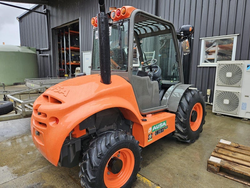 AUSA C250Hx4 2.5 Ton All Terrain Forklift Carousel 2