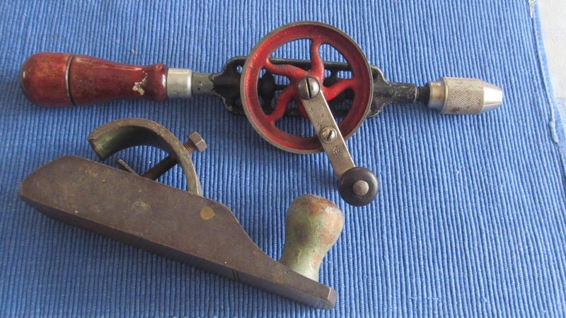 VINTAGE TOOLS Carousel 1