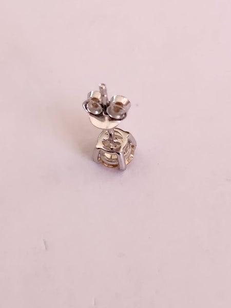Moissanite Diamond (Champagne Colour) Stud Earrings in solid 925 Silver Carousel 9