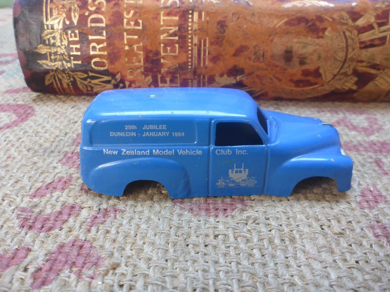 Vintage NZ Toy Micro Models Holden FJ Panel Van NZ Die Cast New Zealand Diecast Carousel 1