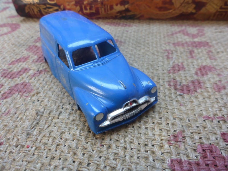 Vintage NZ Toy Micro Models Holden FJ Panel Van NZ Die Cast New Zealand Diecast Carousel 2