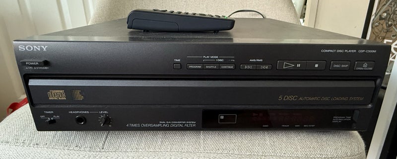Sony Compact Disc Player - 5CD Player - CDP-C500M Carousel 1