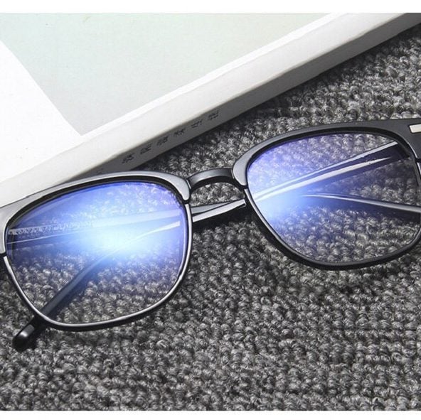 Anti - Blue light Glasses Carousel 1