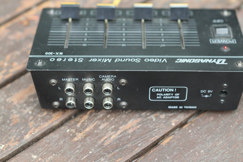 Dynasonic stereo Video sound mixer Carousel 2