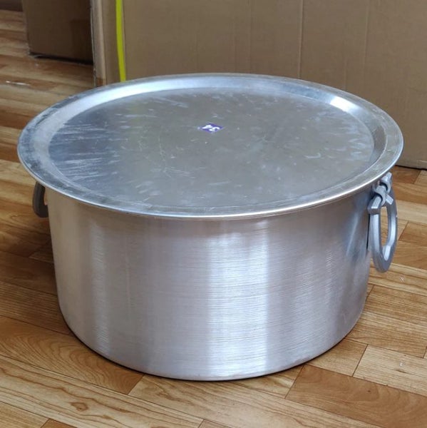 Aluminium Commercial Cooking Pot 56cm 71L Clearance Carousel 2