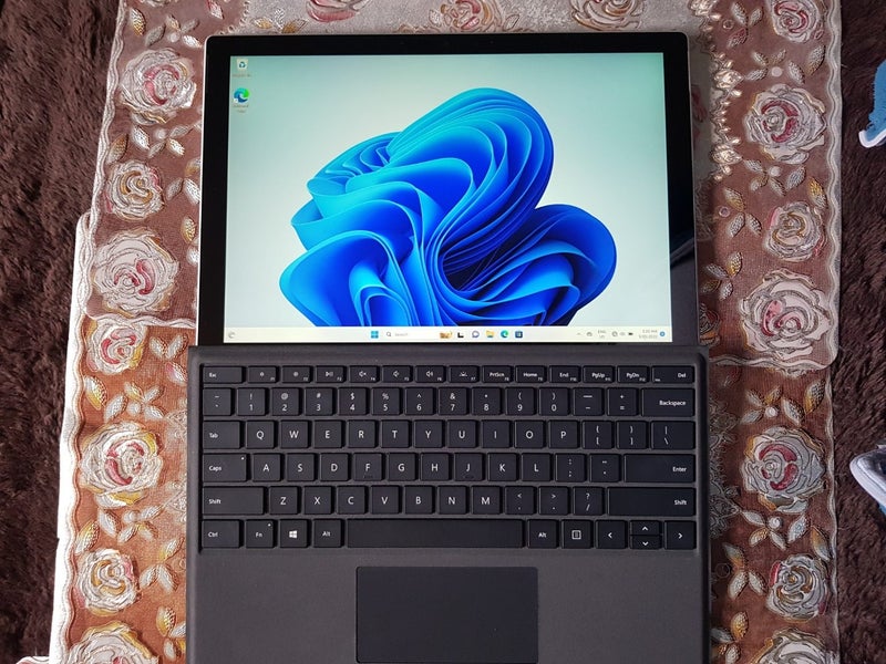 Microsoft Surface Pro7,1866-10th GEN- i5-HDD 256Gb SSD-RAM8GB-Office 2024-Win11 Carousel 2