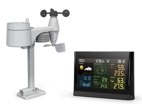 Digital Weather Station with LCD Colour Display Carousel 1