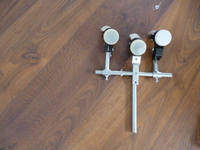 Three LNB MOUNTING bracket Carousel 3