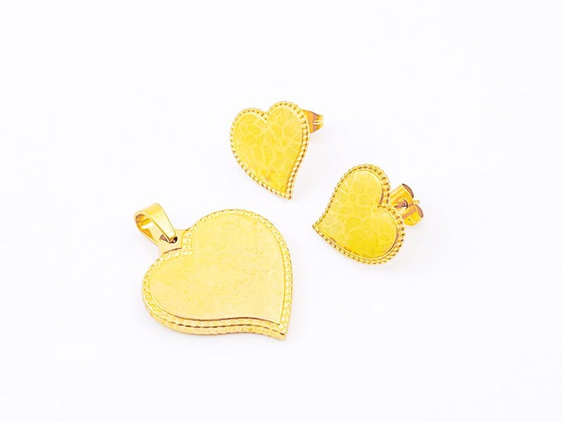 Stylish Heart Gold-Plated Earrings & Pendant Set Carousel 1