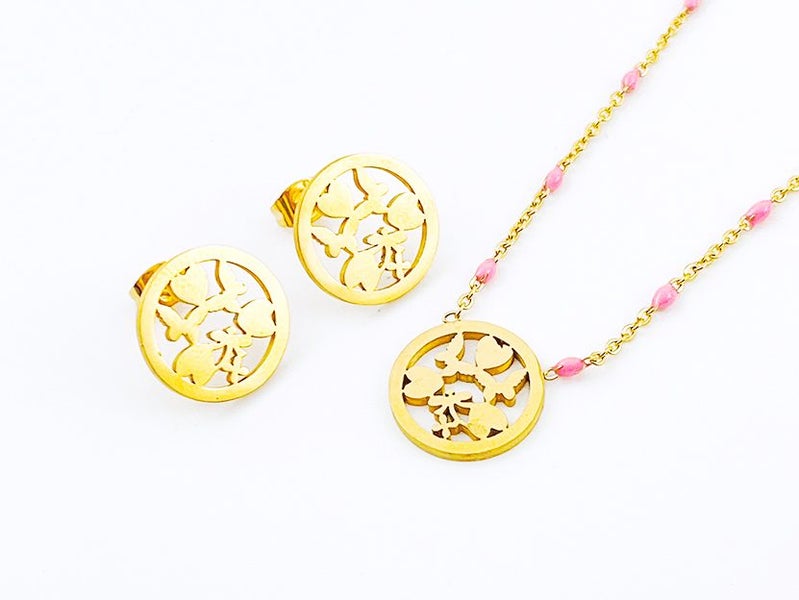 Gorgeous Gold-plated Jewelry Set Carousel 1