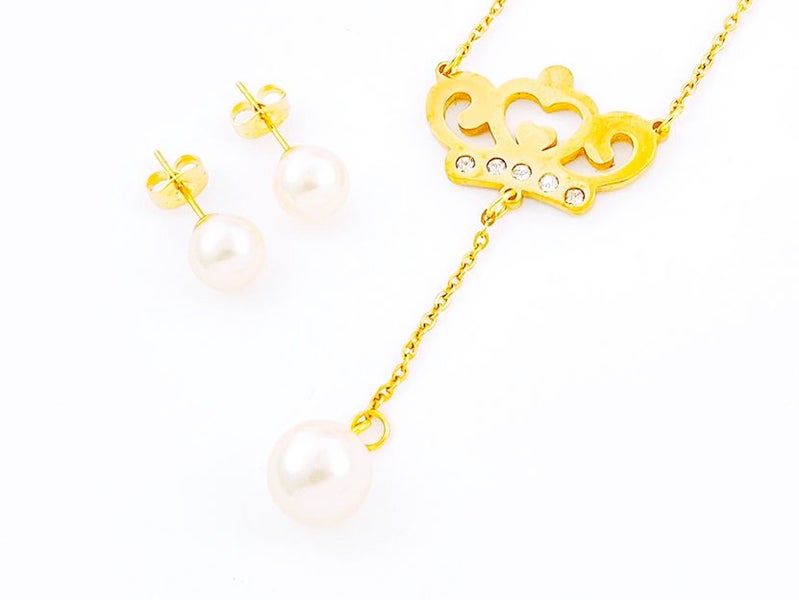 Delicate Gold-Pearl Earrings and Necklace Set Carousel 1