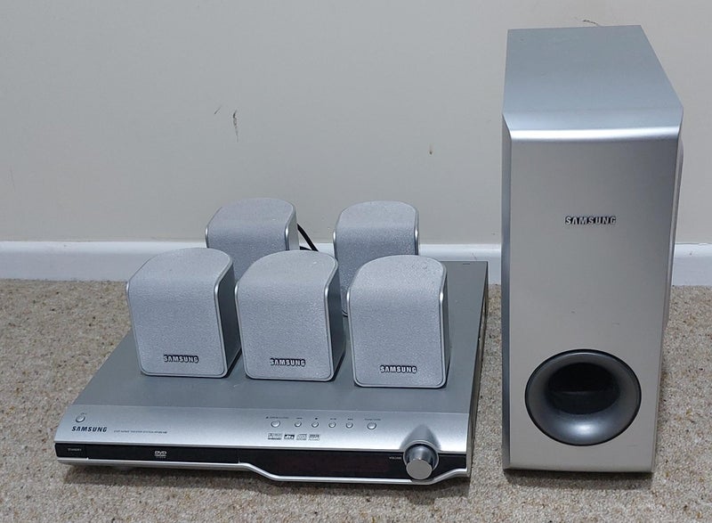 Samsung DVD Home Theater Sound System Model HT-DS100 Carousel 1