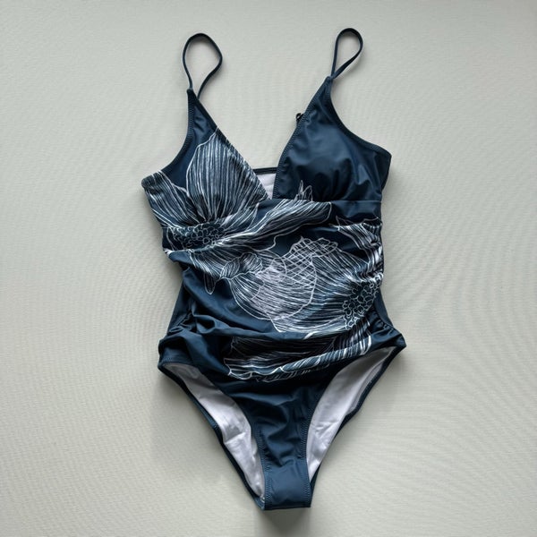 Beachsissi One Piece Swimsuit/Togs Size XL BNWT Carousel 1
