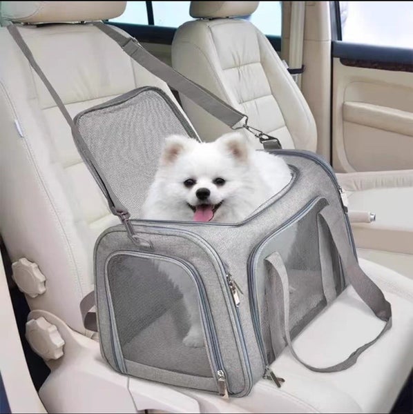 Pets Carry Case BRAND NEW!! Carousel 1