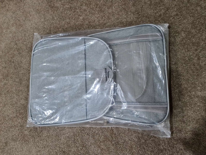 Pets Carry Case BRAND NEW!! Carousel 3