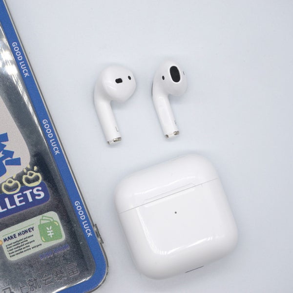 Wireless Earphones In-Ear Universal Earbuds Carousel 1