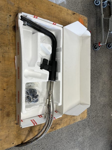 Franke TA621B Pull-Out Tap Carousel 2