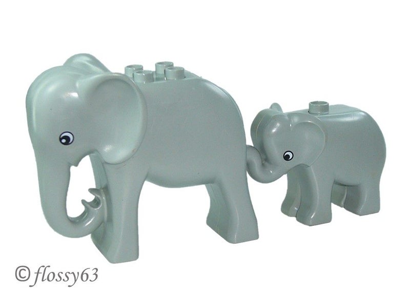 ®™DUPLO - Adult Elephant with movable head & Baby ~Vintage / Retired Items~ Carousel 1