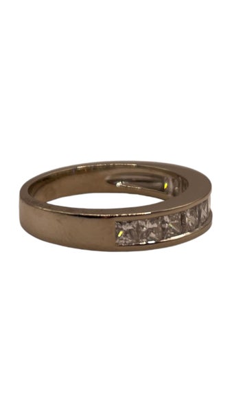 18CT W/G GOLD RING 5.2GMS TDW 1.00CT Carousel 2