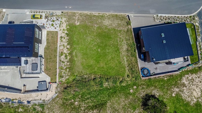 Build Your Dream Home with Spectacular Beach Views63614636579841114