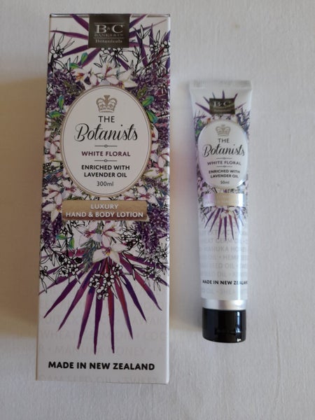 Gift Set for Her Lavender - Brand New Carousel 2